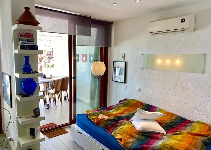 Astra Cinematic House * Cugnana Verde