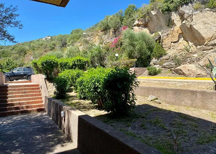 Astra Cinematic House