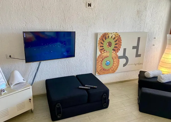 Astra Cinematic House